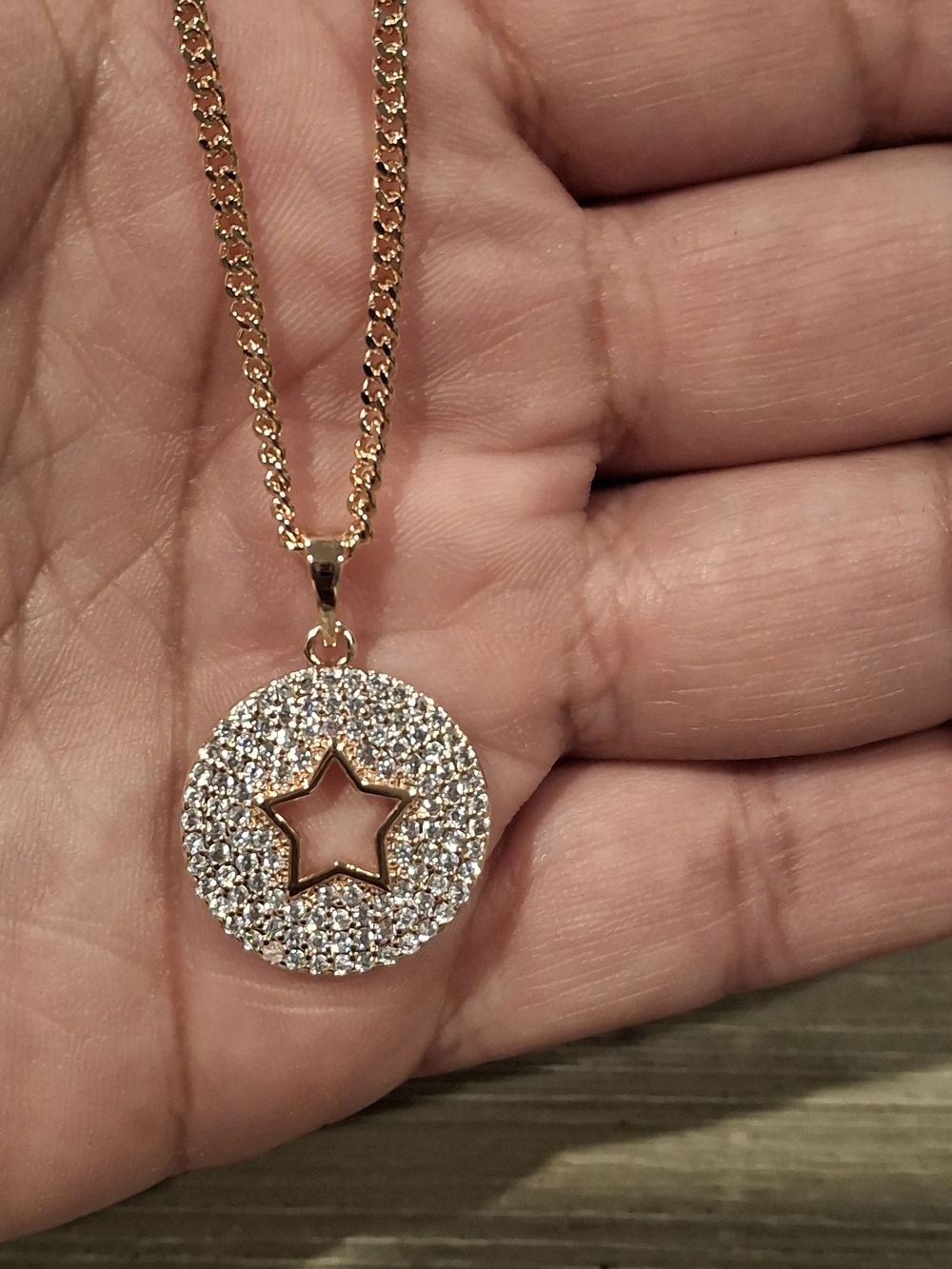 Gold Star Pavé Disc Necklace - Sparkling Women's Pendant